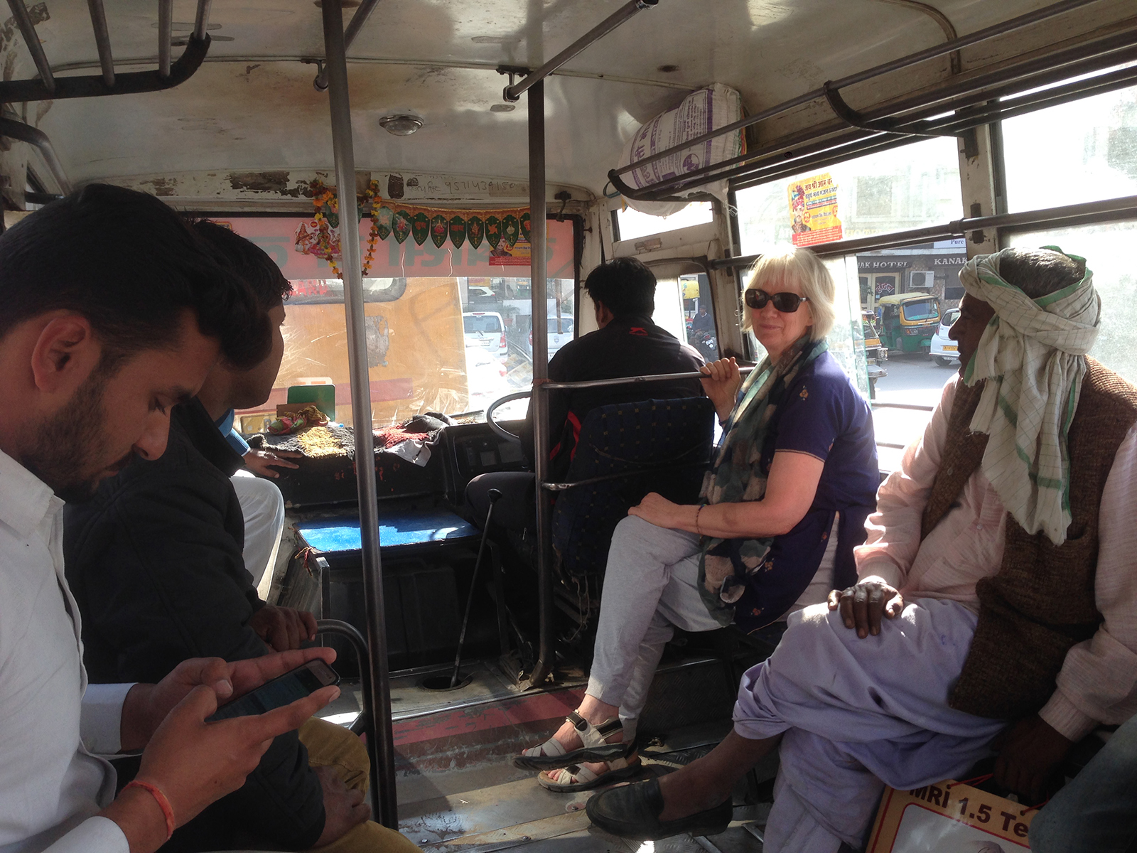 random-bus riding in Jaipur - we have no idea where we are going